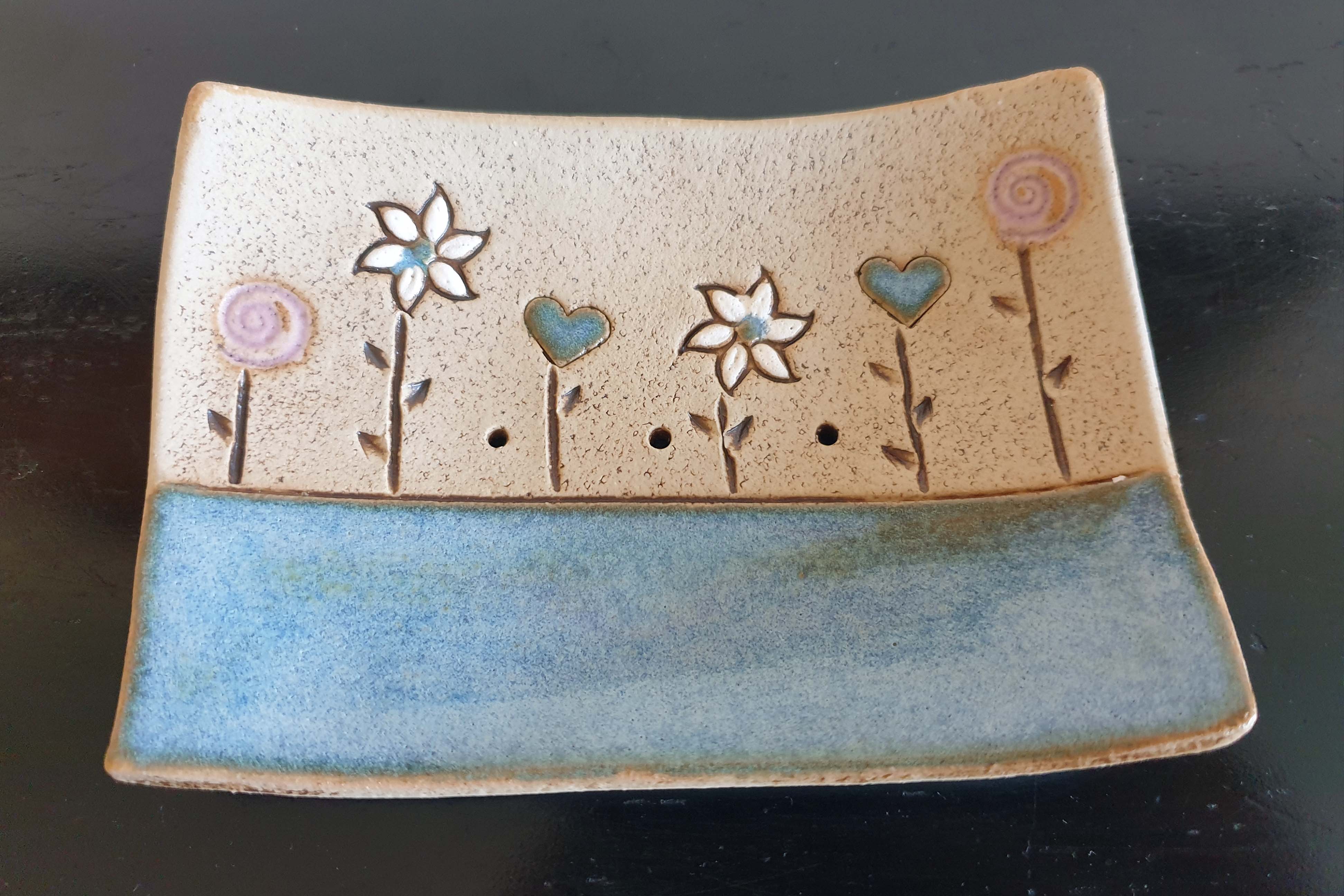 Getöpferte Seifenschale (rechteckig)