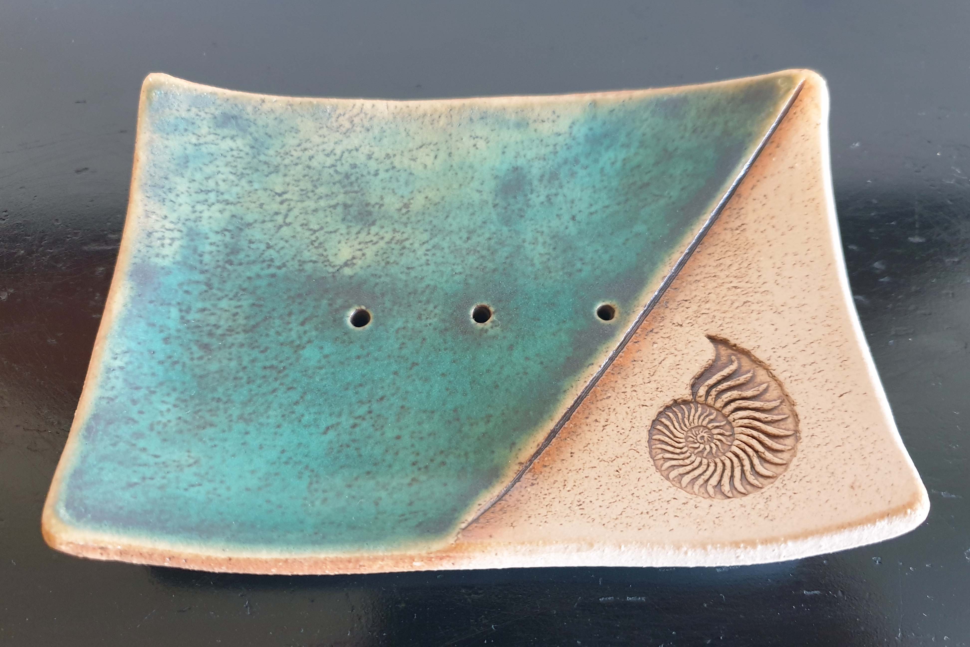 Getöpferte Seifenschale (rechteckig)