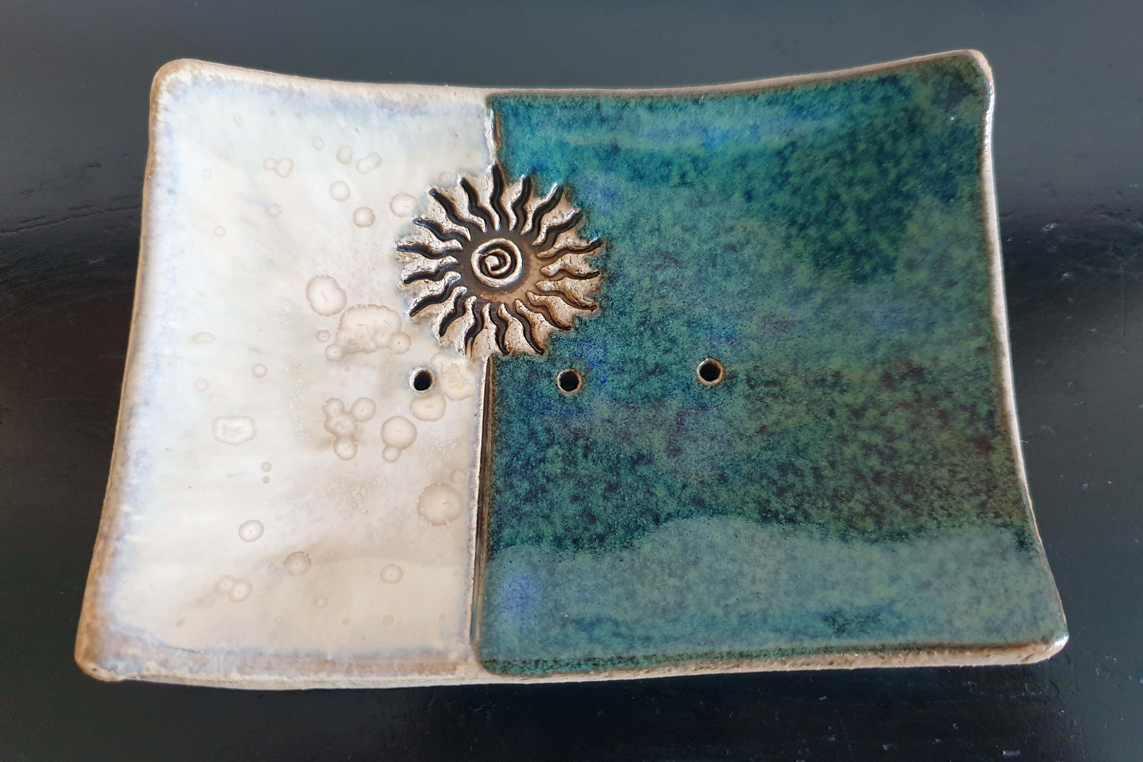 Getöpferte Seifenschale (rechteckig)